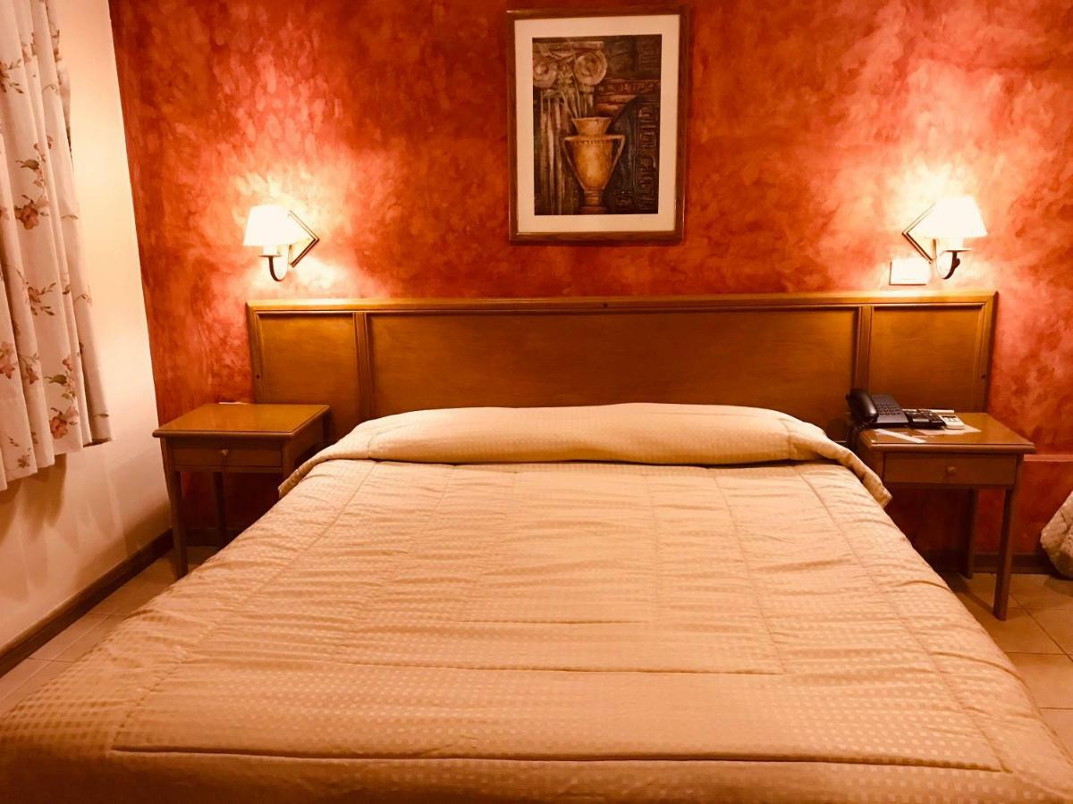 Hotel Bristol Asuncion Exteriör bild